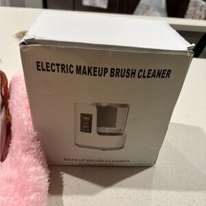 Electric Makeup Brush Cleaner